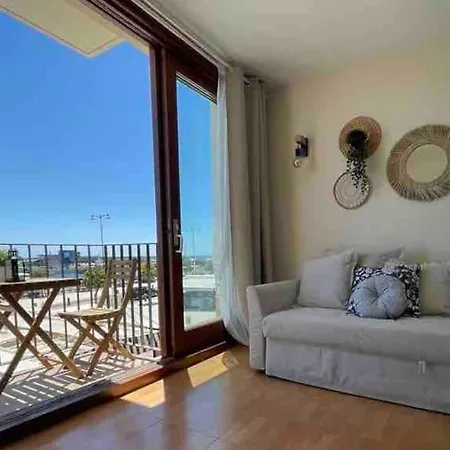 New Loft Seaview Port Апартаменты *