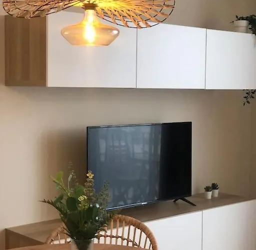 New Loft Seaview Port 아파트